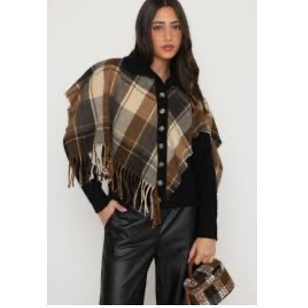elomelo Plaid Button-Front Poncho Cape with Fringe Trim